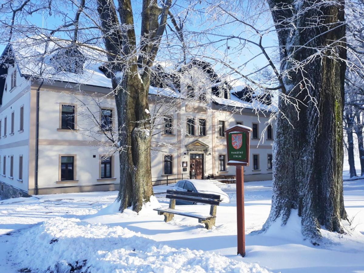Hotel Poutni Dum Králíky Esterno foto