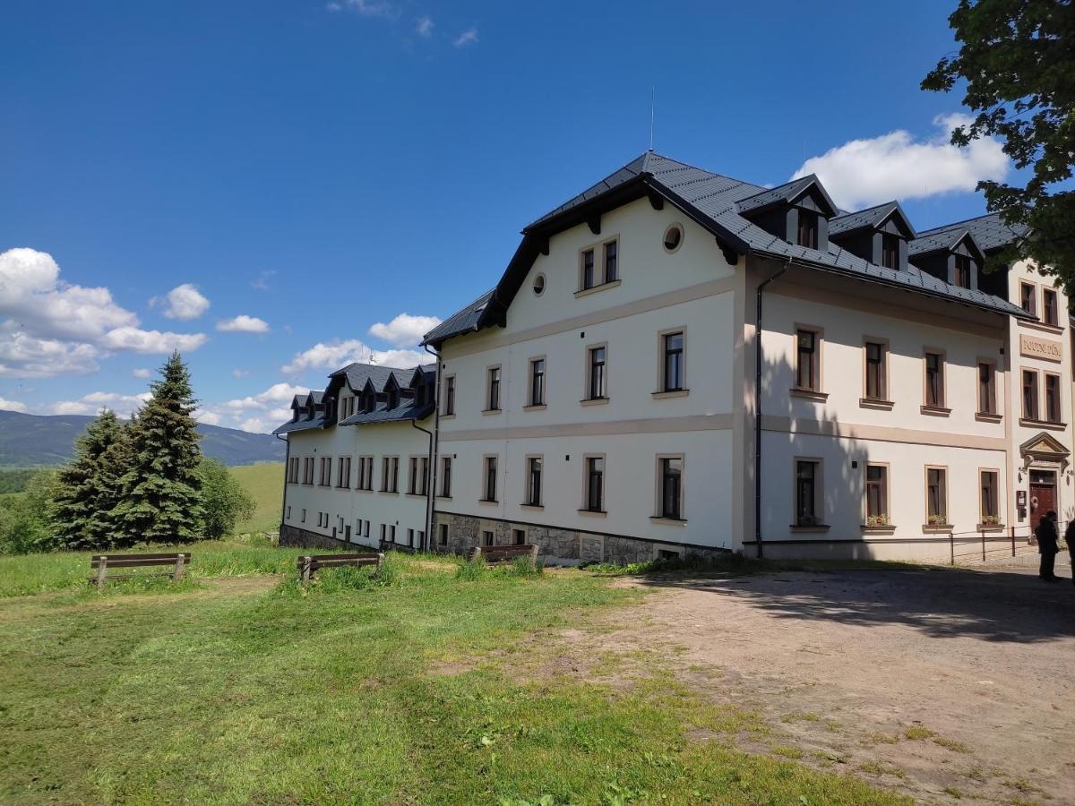 Hotel Poutni Dum Králíky Esterno foto