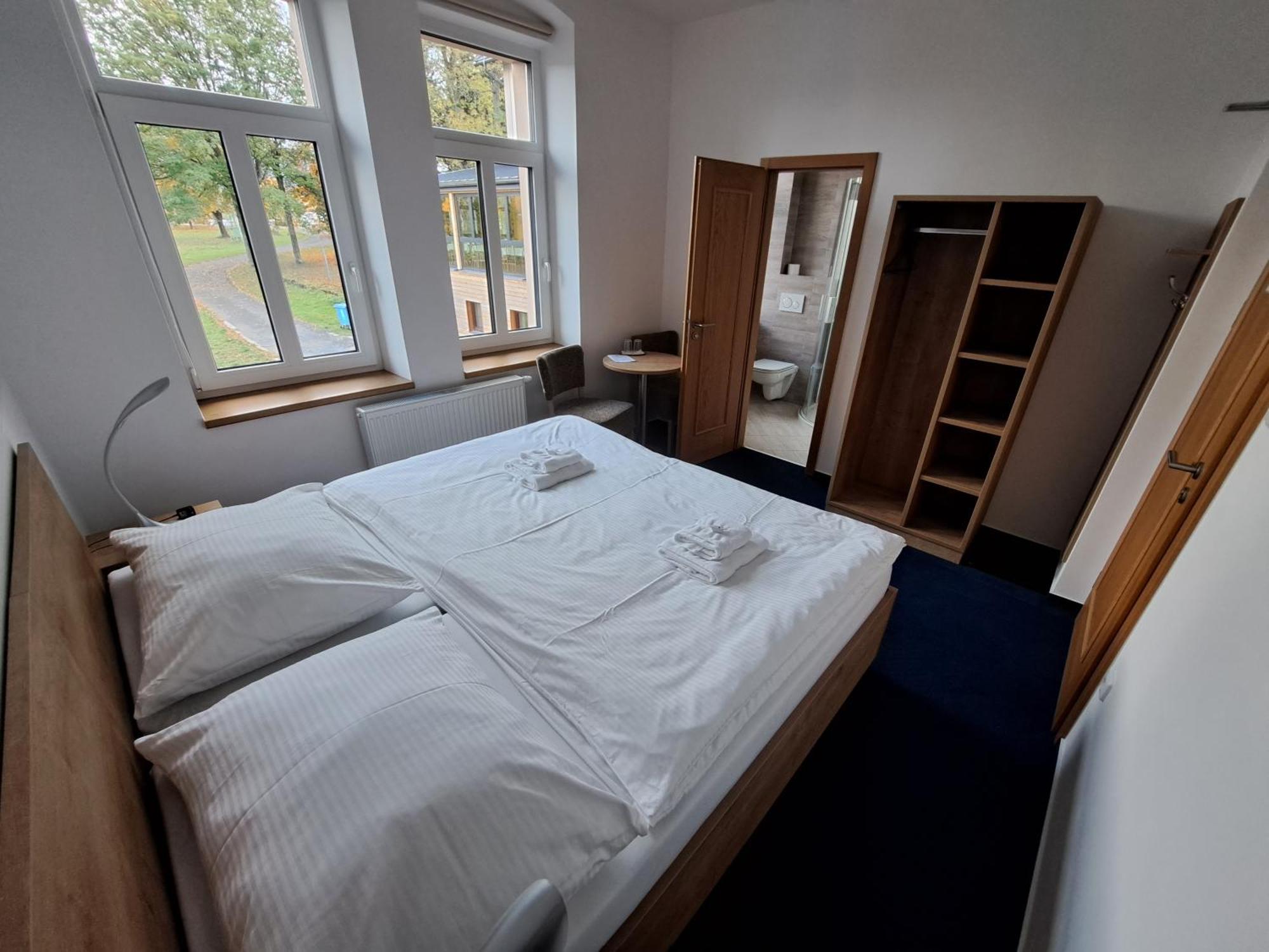 Hotel Poutni Dum Králíky Esterno foto
