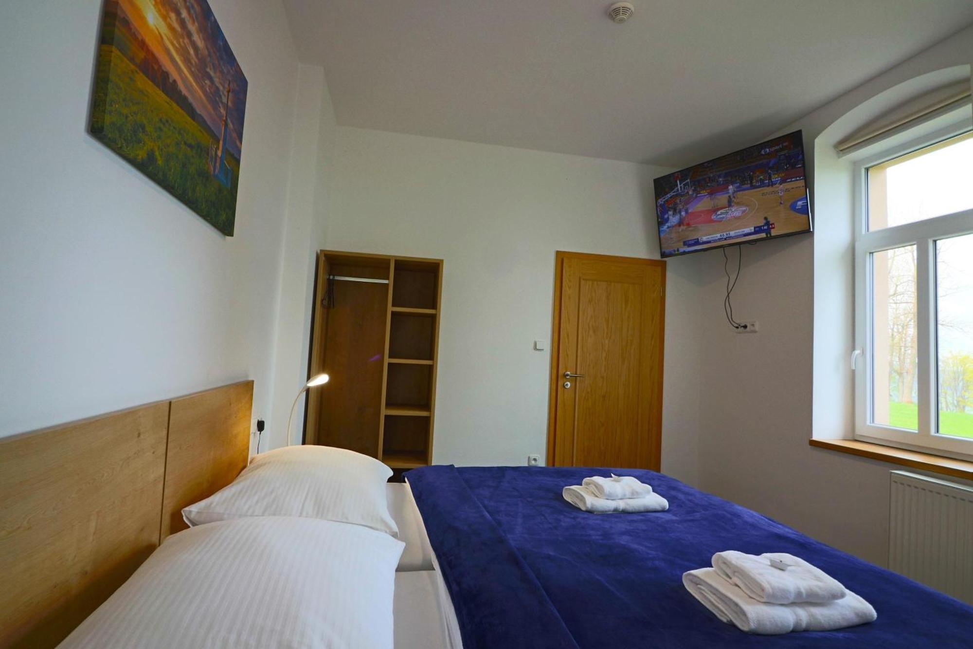 Hotel Poutni Dum Králíky Esterno foto